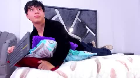 Snapshot of liam_saint chatting on 18, 1, 2026 Call me Lian online show from 18, 1, 2026