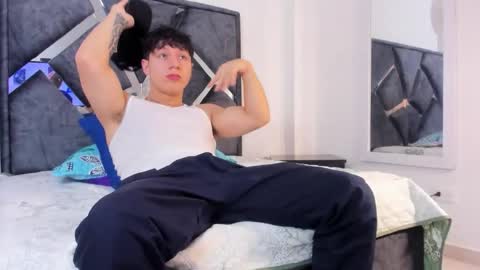 Snapshot of liam_saint chatting on 12, 2, 2026 Call me Lian online show from 12, 2, 2026