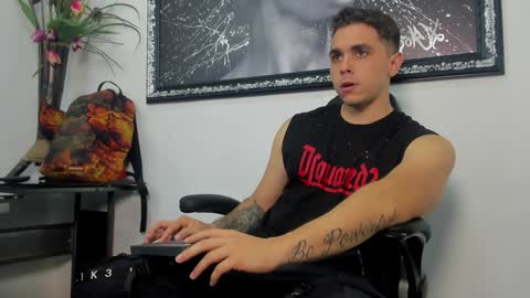 Snapshot of liam_walk chatting on 27, 12, 2024 Liam online show from 27, 12, 2024