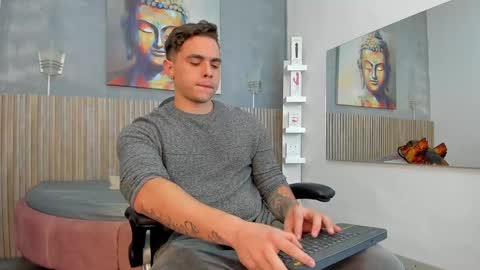 Snapshot of liam_walk chatting on 28, 12, 2024 Liam online show from 28, 12, 2024