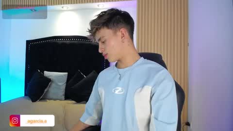 liam online show from 19, 4, 2026