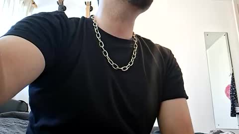 LiamCross online show from 9, 10, 2025