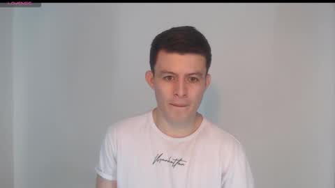 lian_eathan online show from 24, 10, 2025