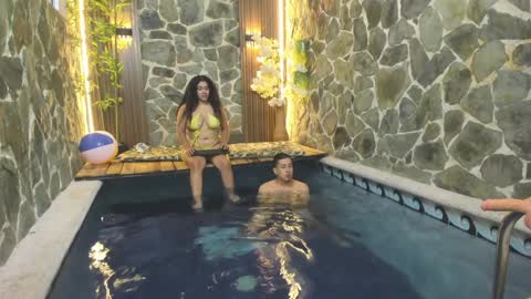 Snapshot of liana_asaff chatting on 20, 12, 2024 Mistress Liana - Sir Asaf online show from 20, 12, 2024