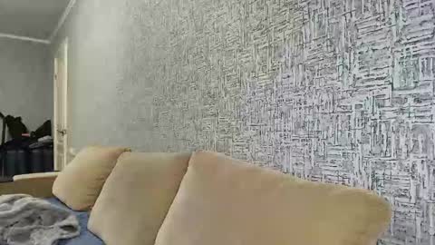 liana_diva online show from 13, 10, 2025