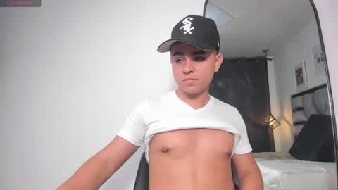 Snapshot of lianfox_ chatting on 27, 5, 2026 lianfox_ online show from 27, 5, 2026