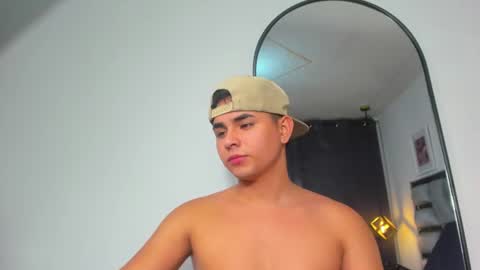 Snapshot of lianfox_ chatting on 15, 6, 2026 lianfox_ online show from 15, 6, 2026