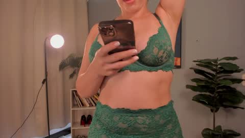 Lia online show from 2, 6, 2026