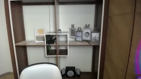 Lia online show from 9, 2, 2026