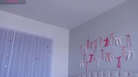 Lia online show from 1, 3, 2026