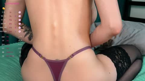 Elena online show from 5, 10, 2025