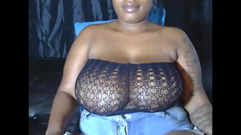 Snapshot of lickabletash98 chatting on 1, 1, 2025 lickabletash98 online show from 1, 1, 2025