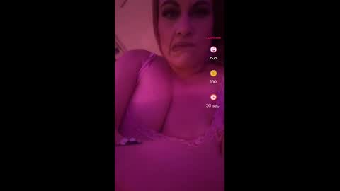 AllieAustyn online show from 4, 4, 2026