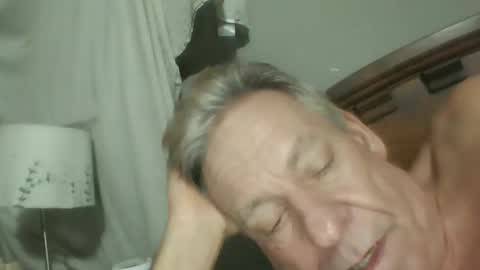 lickmysnowballs online show from 17, 1, 2025