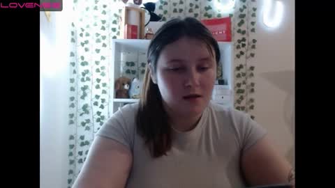 light_lunaa online show from 12, 1, 2025