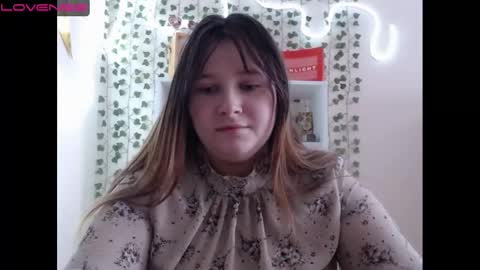light_lunaa online show from 13, 1, 2025
