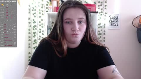 light_lunaa online show from 6, 2, 2025