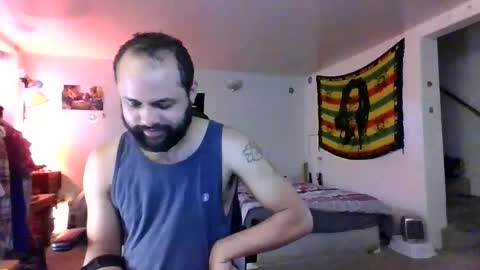 Snapshot of lightskinned666 chatting on 17, 5, 2026 lightskinned666 online show from 17, 5, 2026