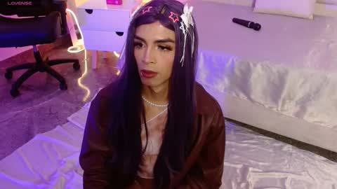 LIHIAN online show from 11, 9, 2025