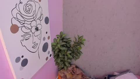Snapshot of liil_miia chatting on 5, 5, 2026 Miia online show from 5, 5, 2026