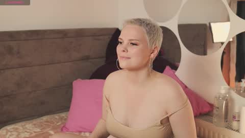 likaaberry online show from 14, 10, 2025