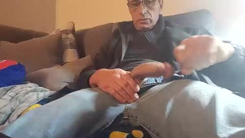 Like2watchuwatchme online show from 13, 11, 2025