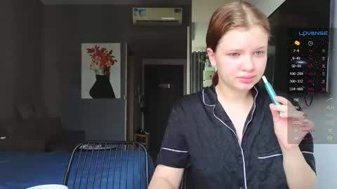 Call me Anna online show from 28, 1, 2025