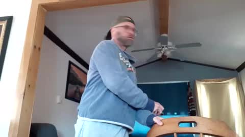 Snapshot of likedoingit69 chatting on 26, 4, 2026 St pierre online show from 26, 4, 2026