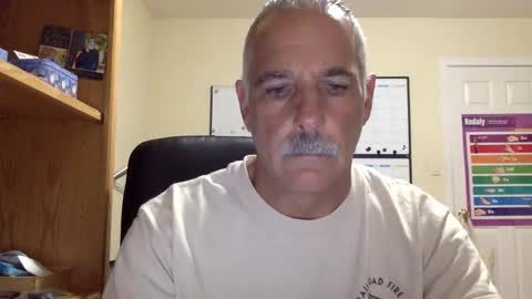 Snapshot of likefhot chatting on 6, 11, 2025 likefhot online show from 6, 11, 2025