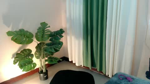 Leng online show from 6, 2, 2025