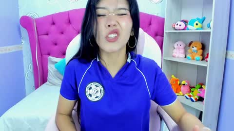 Snapshot of lil_cey chatting on 18, 1, 2025 Lili Cey online show from 18, 1, 2025