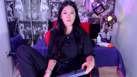 Snapshot of lil_cey chatting on 18, 9, 2025 Lili Cey online show from 18, 9, 2025