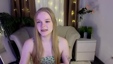 Snapshot of lil_cookie_monster chatting on 2, 4, 2026 Erica online show from 2, 4, 2026