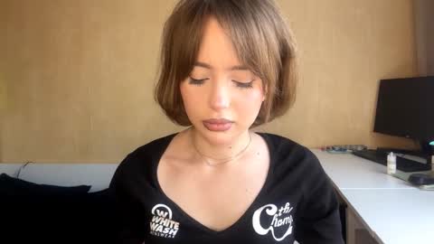 Lily online show from 15, 1, 2026