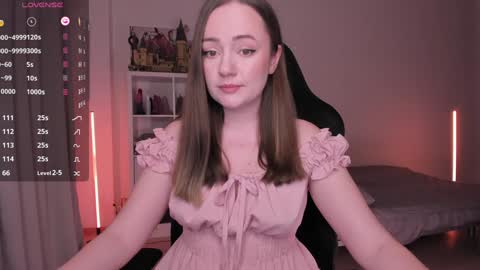 Snapshot of lil_happiness chatting on 27, 1, 2025 for free registration 3 online show from 27, 1, 2025