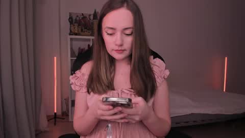 Snapshot of lil_happiness chatting on 9, 2, 2025 for free registration 3 online show from 9, 2, 2025