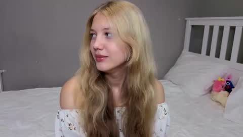 Emma online show from 12, 11, 2025