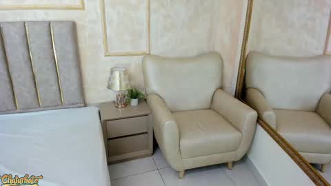 lila bailey  online show from 9, 9, 2025