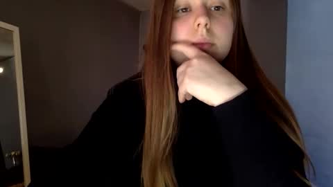 Snapshot of lilae37yis chatting on 25, 9, 2025 Lily online show from 25, 9, 2025