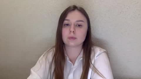 Snapshot of lilae37yis chatting on 1, 10, 2025 Lily online show from 1, 10, 2025