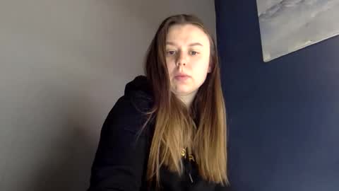 Snapshot of lilae37yis chatting on 20, 10, 2025 Lily online show from 20, 10, 2025