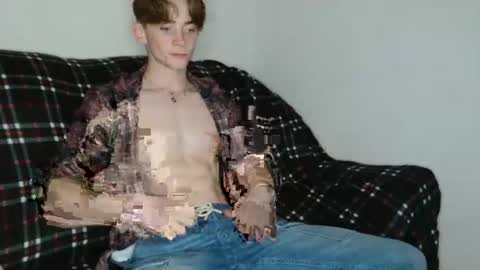 Snapshot of lilbearxxxx chatting on 25, 10, 2025 lilbearxxxx online show from 25, 10, 2025