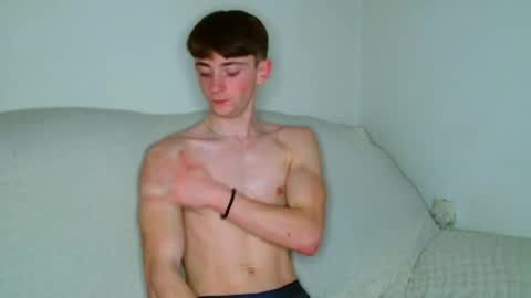 Snapshot of lilbearxxxx chatting on 14, 2, 2026 lilbearxxxx online show from 14, 2, 2026