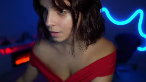 Rebecca online show from 15, 5, 2026