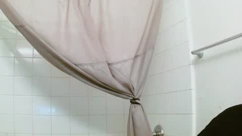 lilbratty_clouds_ogpuffdragon online show from 27, 11, 2025