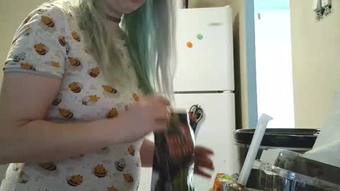 emily ryanson online show from 13, 11, 2025