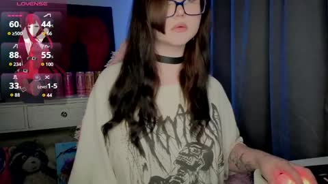 Nika and Lori online show from 3, 6, 2026