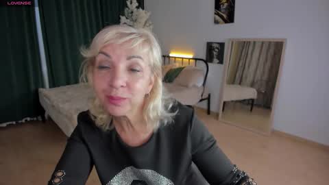 Lilia online show from 18, 11, 2025