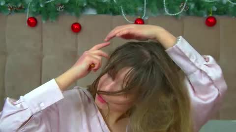 Mia online show from 16, 12, 2025