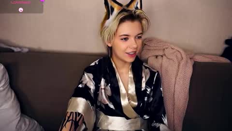 Lilian online show from 18, 10, 2025